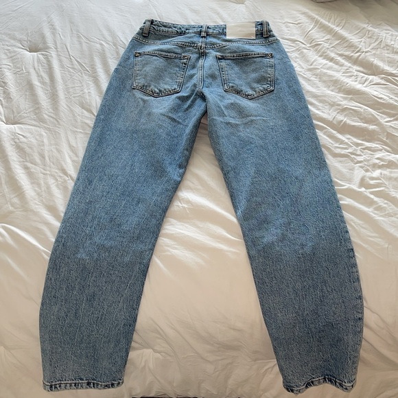 ZARA Mom Fit Jeans Mid-Blue - Picture 7 of 7